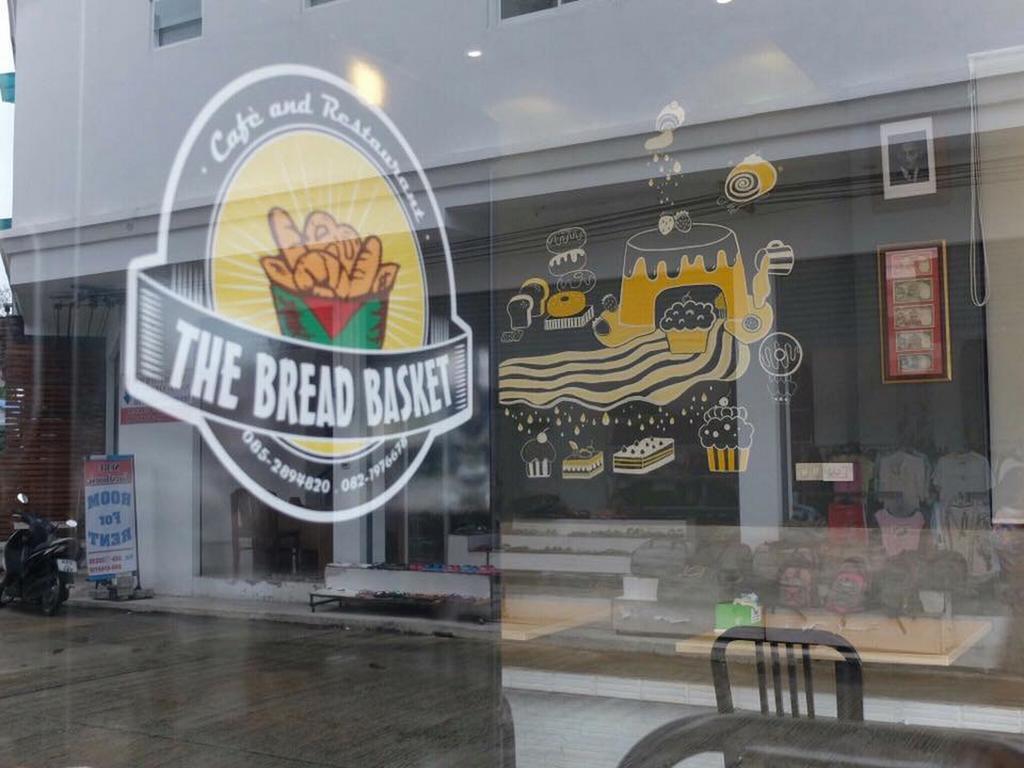 The Bread Basket Otel Kamala Plajı Dış mekan fotoğraf